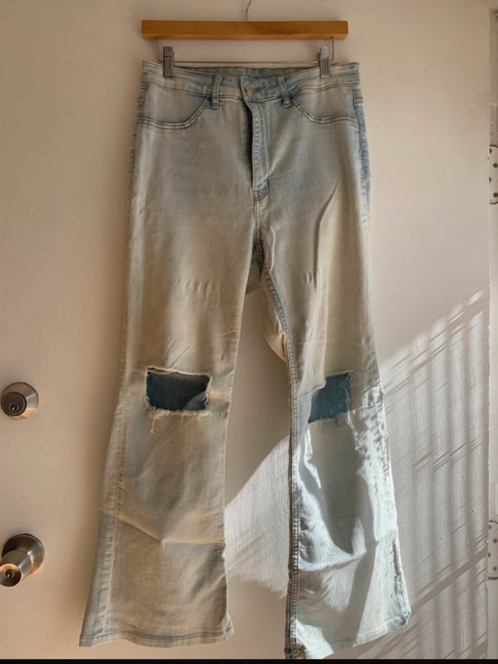 H&M Divided Light Blue Skinny Jeans